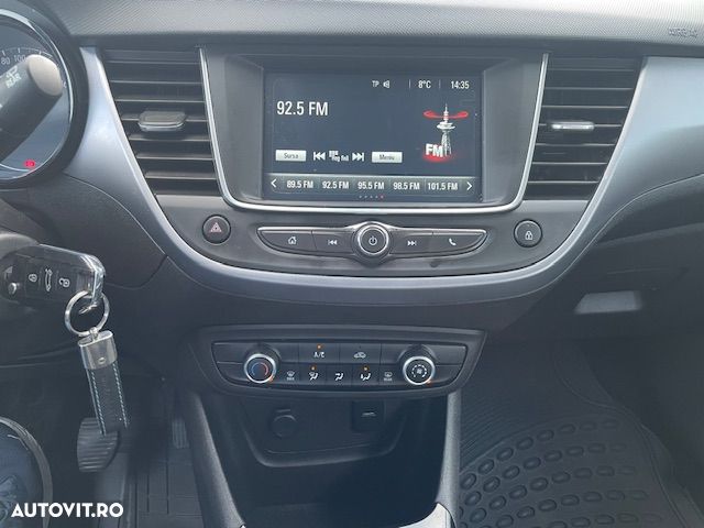 Opel Crossland - 14