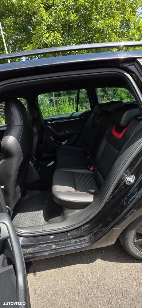Skoda Octavia 2.0 TDI DSG 4X4 RS - 7