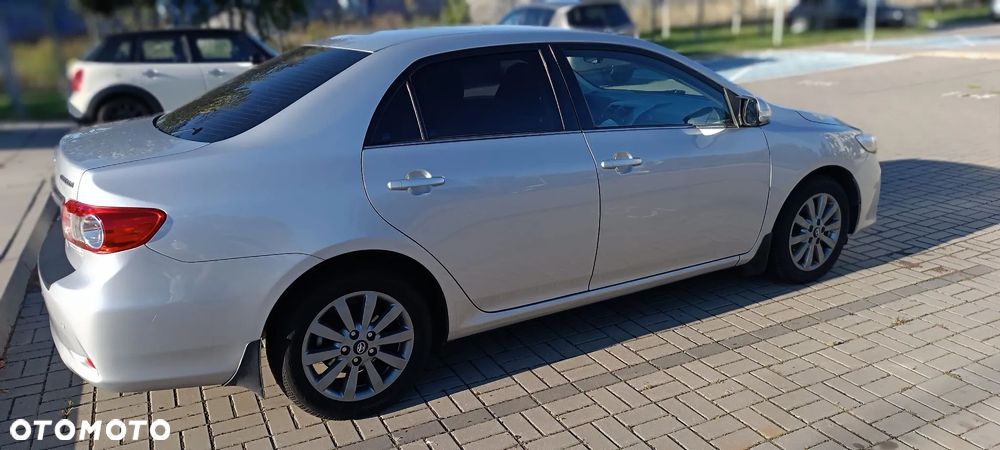 Toyota Corolla 1.6 Premium - 2