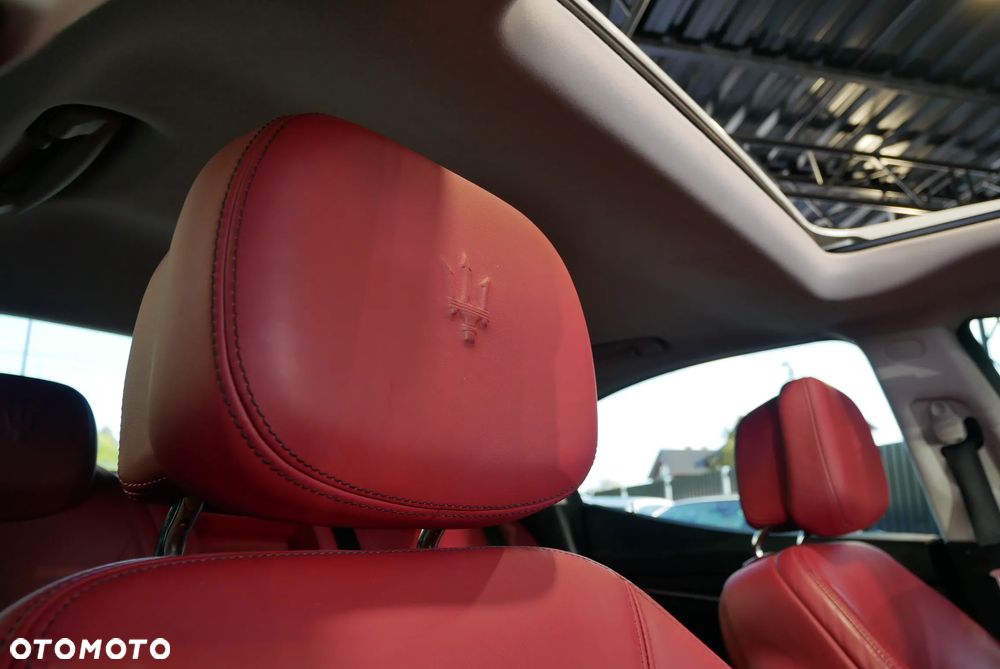 Maserati Ghibli S - 28