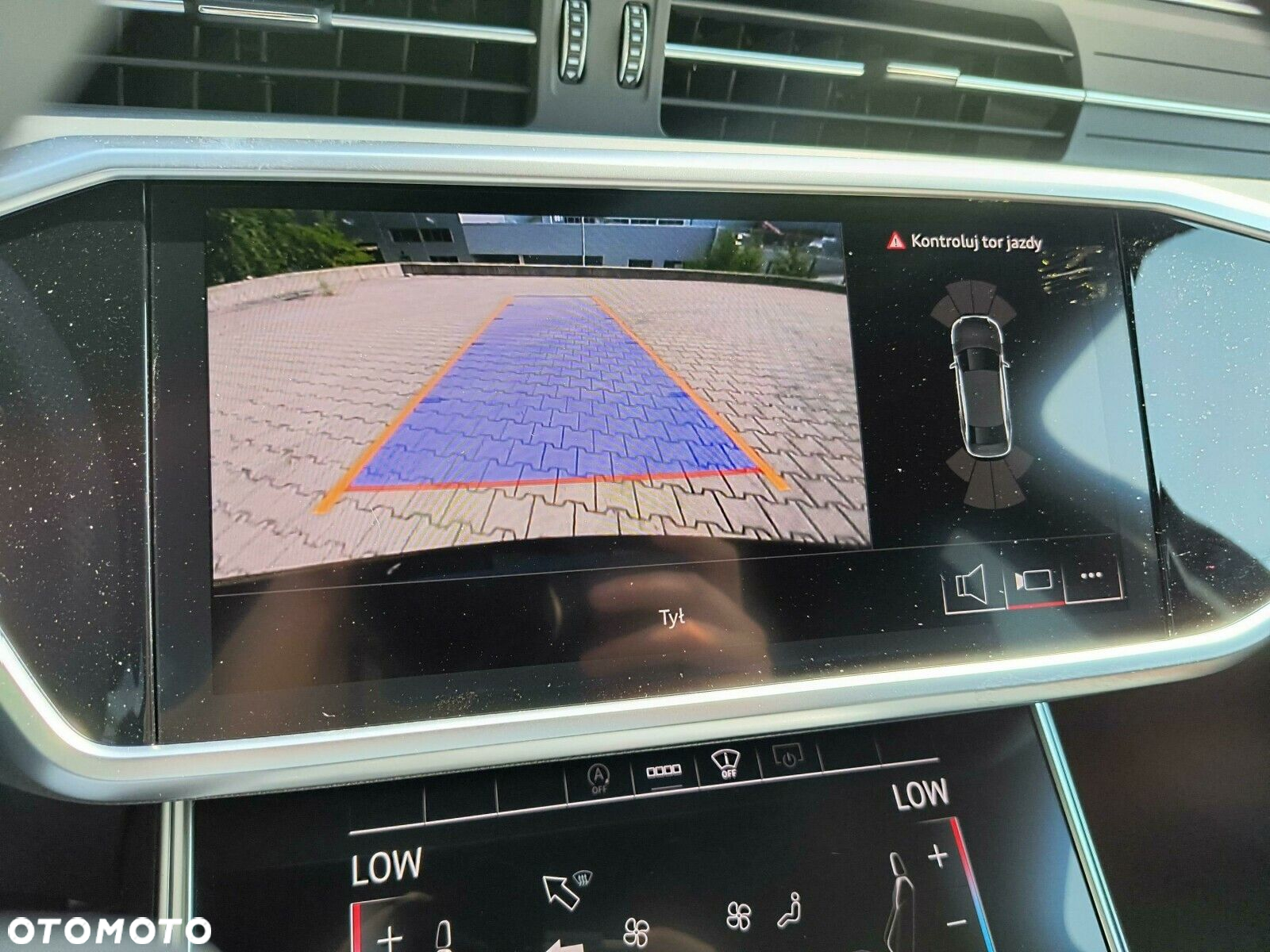 Audi A6 - 12