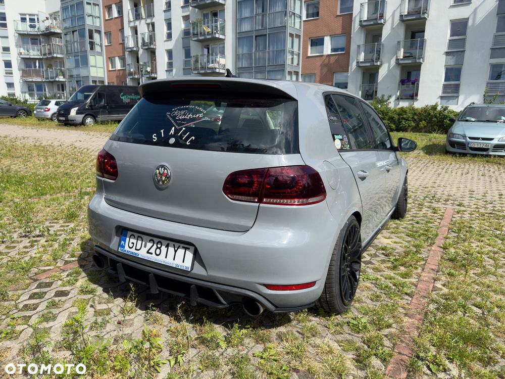 Volkswagen Golf 2.0 GTI - 6