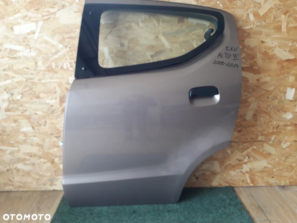 Drzwi Lewy Tył Suzuki Alto VI ZKV - 3