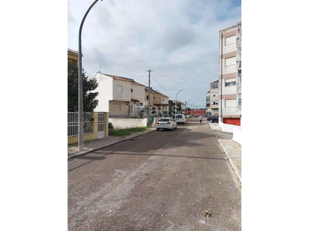 Lote terreno para construção de moradia T3 - Grande imagem: 5/7