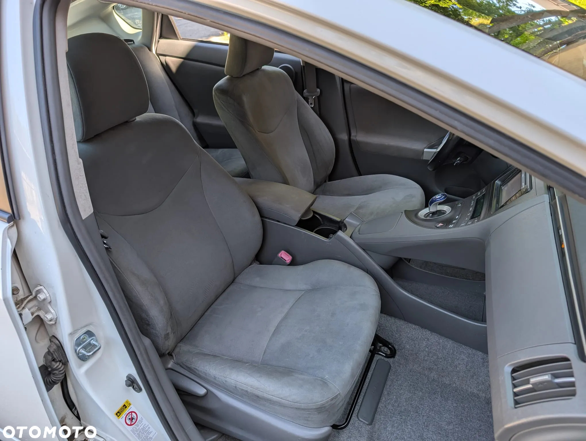 Toyota Prius - 4