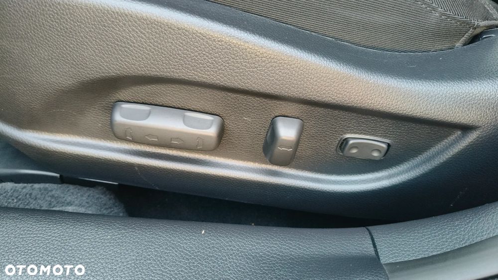 Hyundai i40 Kombi blue 1.6 CRDi Space - 21