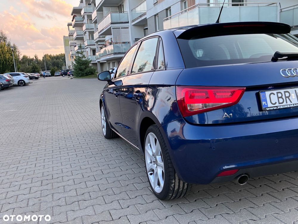 Audi A1 Sportback 1.6 TDI Attraction - 22
