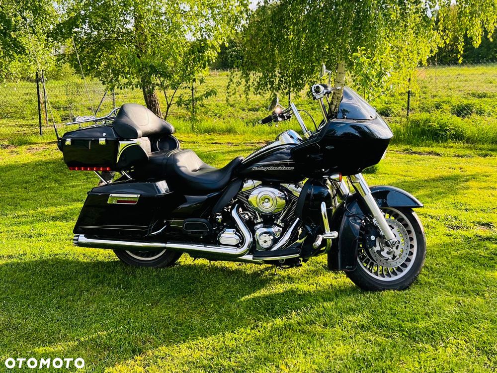 Harley-Davidson Touring Road Glide - 12