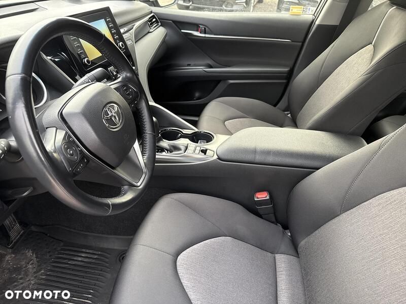 Toyota Camry 2.5 Hybrid Comfort CVT - 11