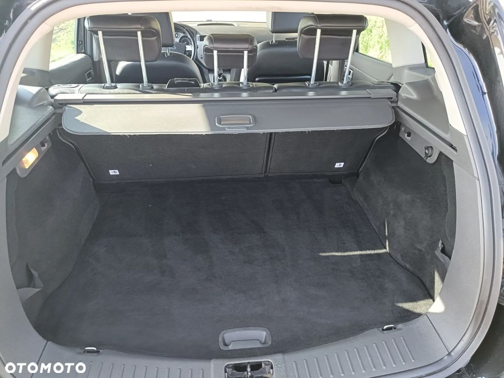 Ford Kuga 2.0 TDCi 4x4 Titanium - 8