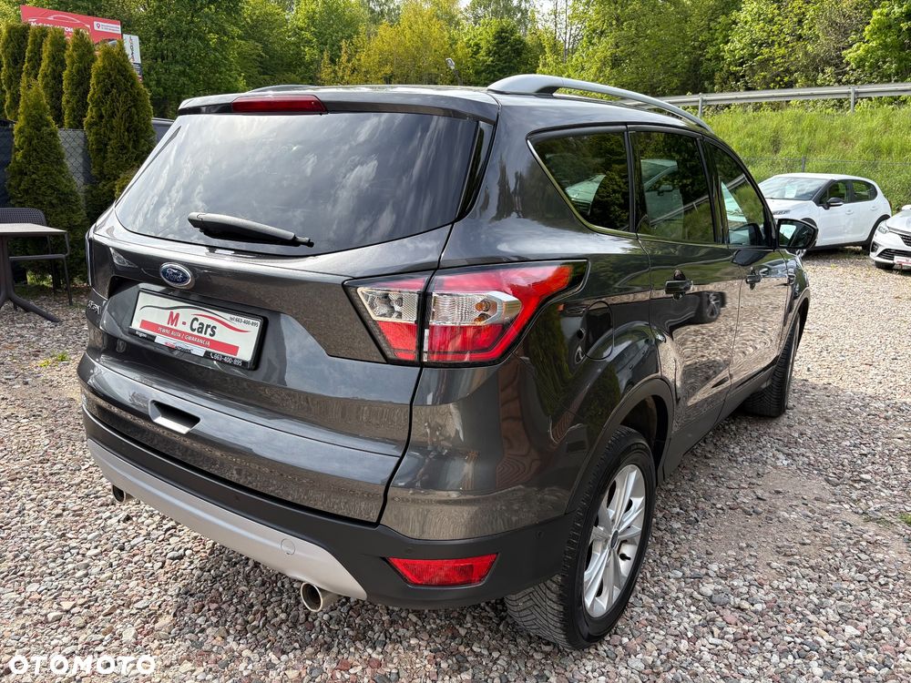 Ford Kuga 2.0 TDCi 2x4 Titanium - 9