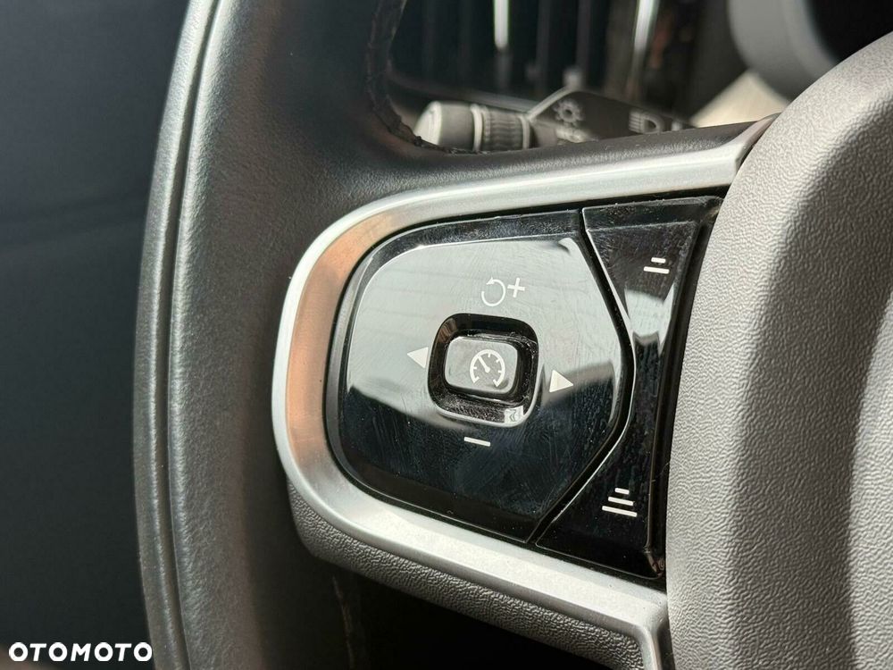 Volvo XC 60 - 23