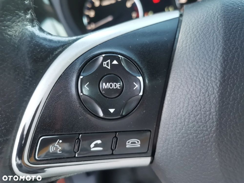 Mitsubishi Outlander 2.0 Intense 2WD - 19