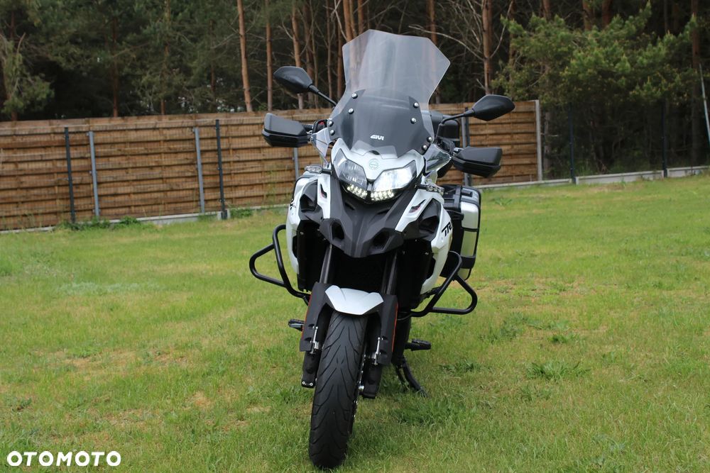 Benelli TRK 502 - 3