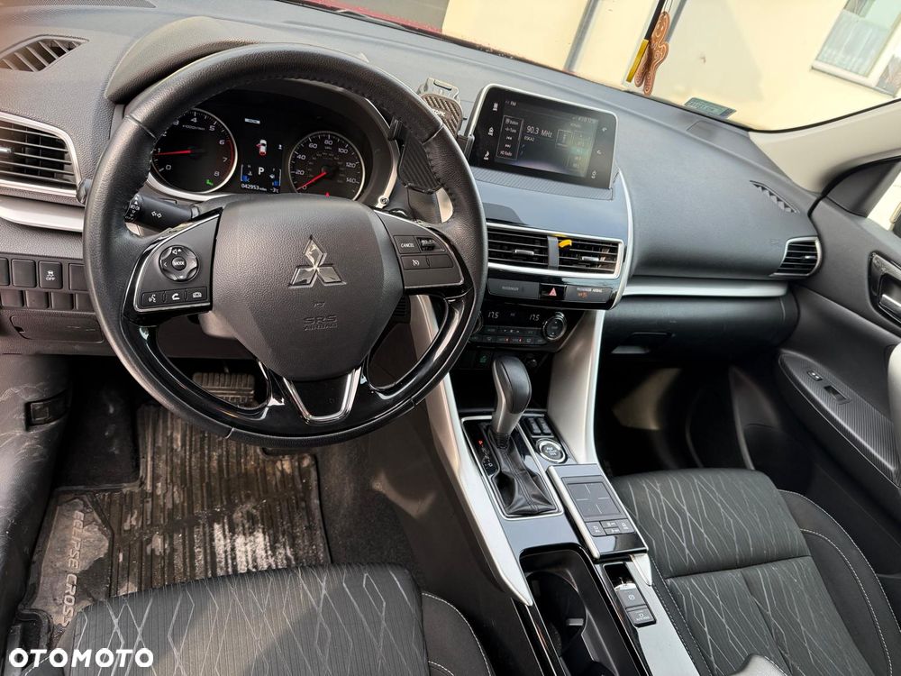 Mitsubishi Eclipse Cross 1.5 T Intense Plus CVT 4WD - 5