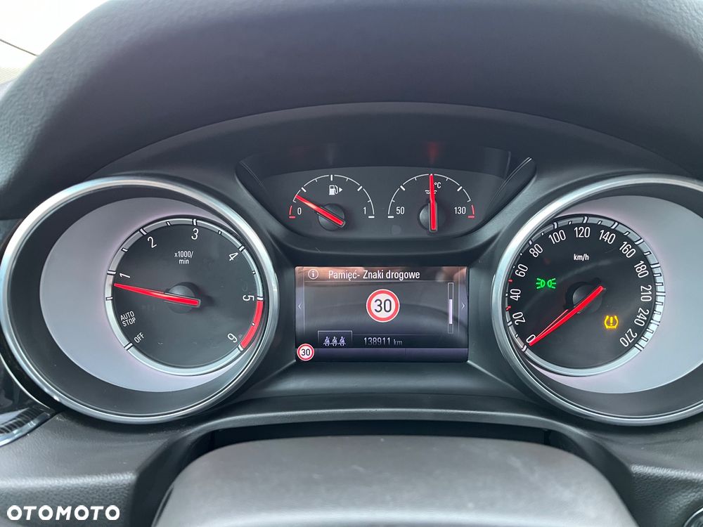 Opel Insignia 2.0 Exclusive - 23