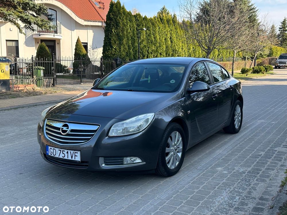 Opel Insignia 1.6 Design Edition - 3