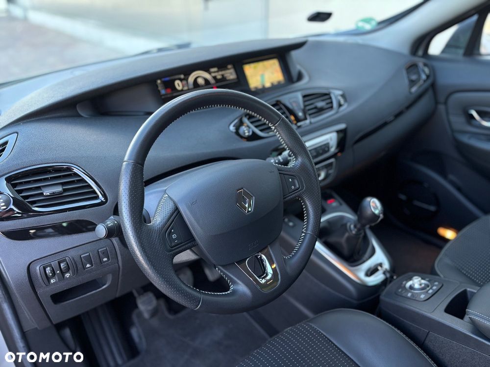 Renault Scenic Energy dCi 130 Start & Stop Bose Edition - 20