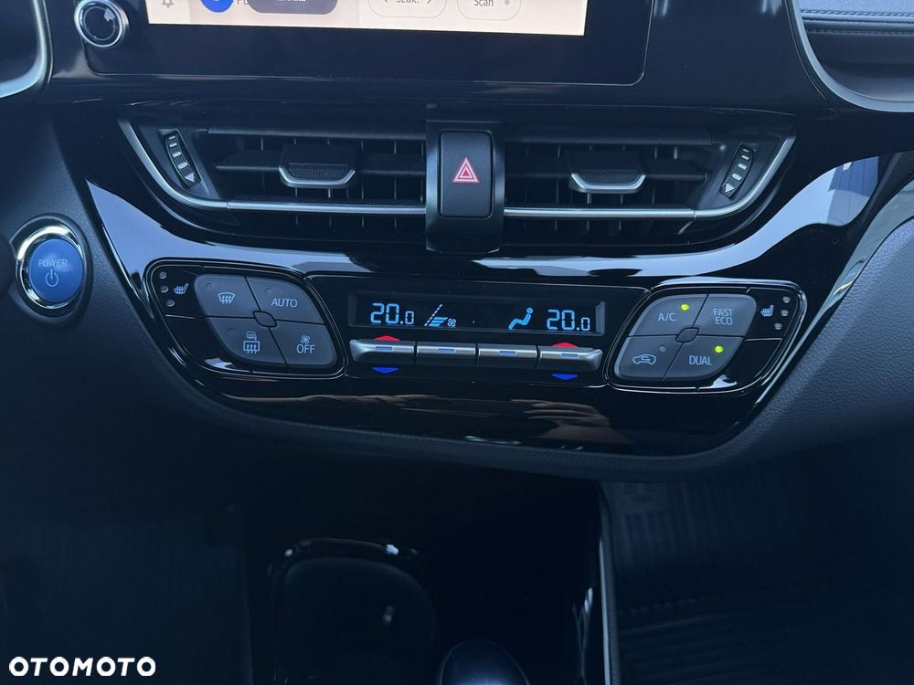 Toyota C-HR - 24