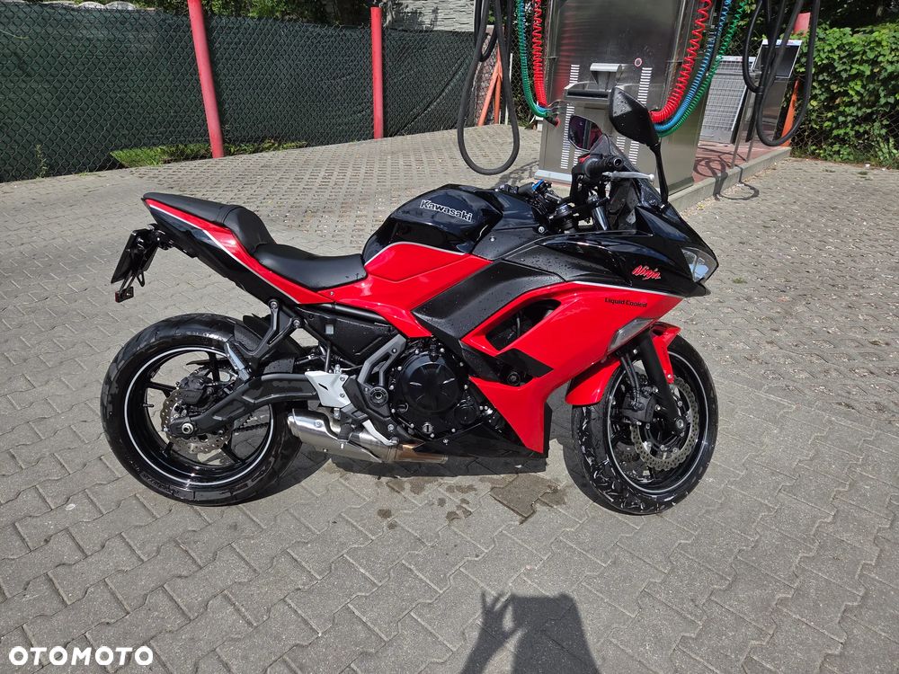 Kawasaki Ninja - 1