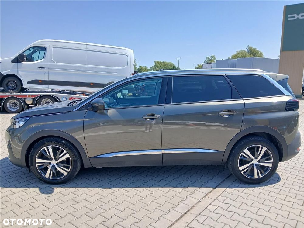 Peugeot 5008 - 6