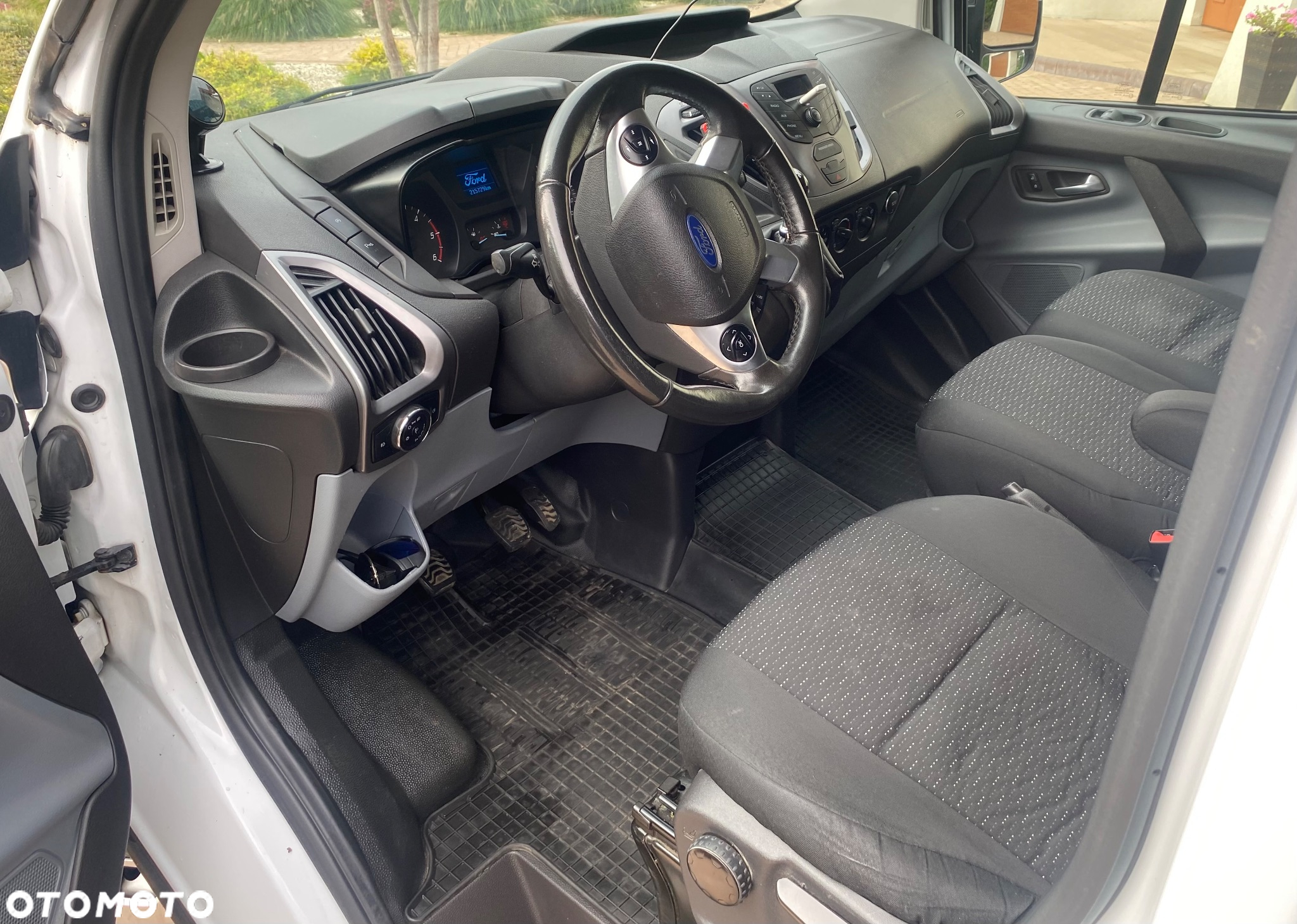 Ford Transit Custom - 8