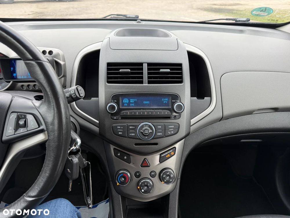 Chevrolet Aveo 1.6 LTZ - 3