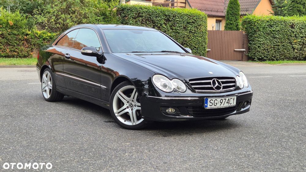 Mercedes-Benz CLK - 4