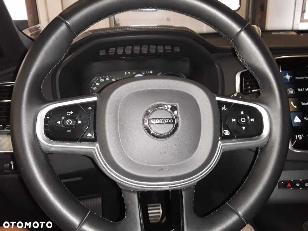 Volvo XC 90 T8 AWD Plug-In Hybrid R-Design 7os - 11
