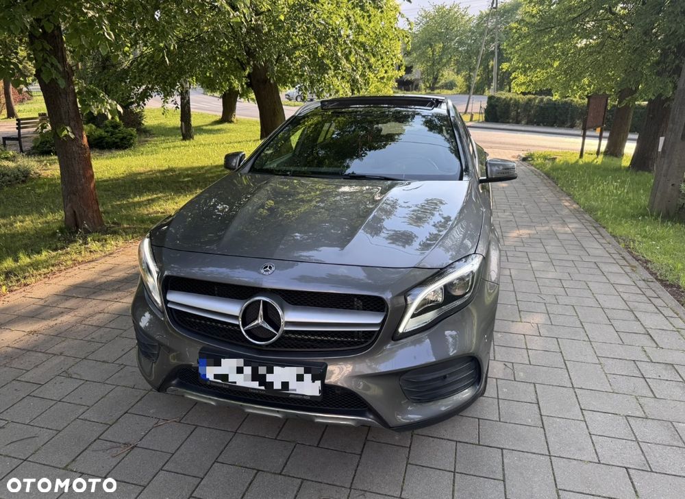 Mercedes-Benz GLA 220 d 7G-DCT AMG Line - 3