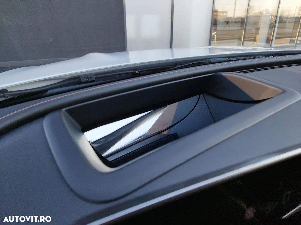 Mercedes-Benz C - 30