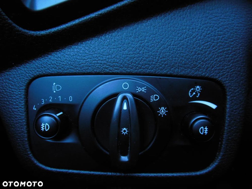 Ford C-MAX 1.0 EcoBoost Titanium ASS - 24