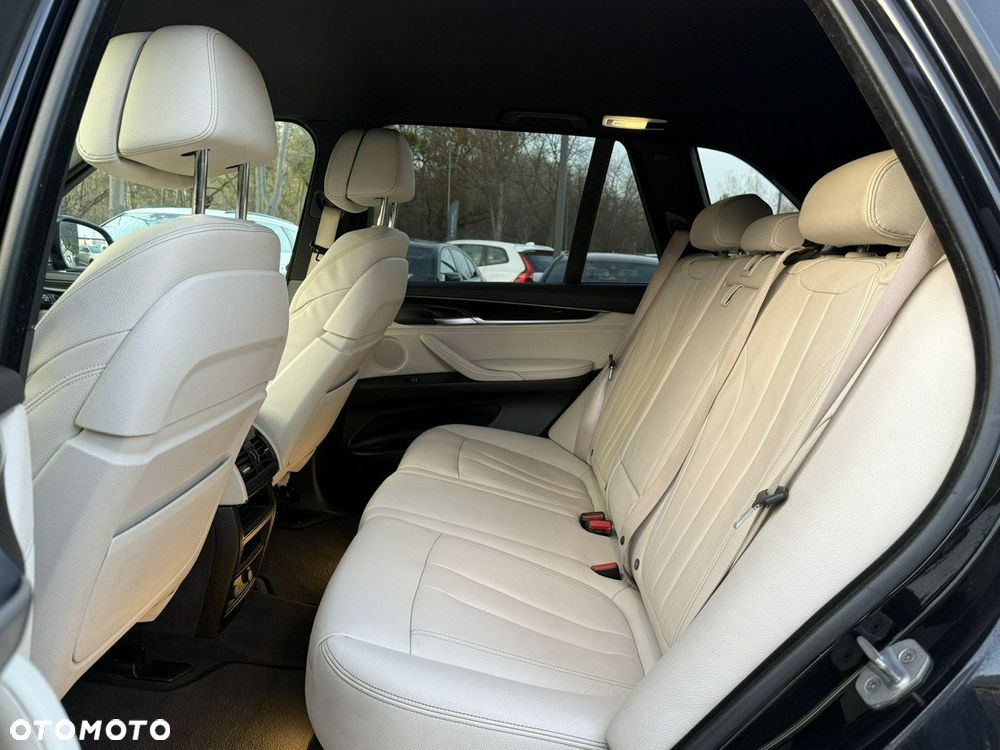 BMW X5 xDrive25d - 17