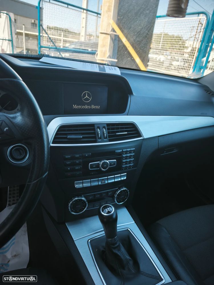 Mercedes-Benz C 220 CDI DPF (BlueEFFICIENCY) - 8