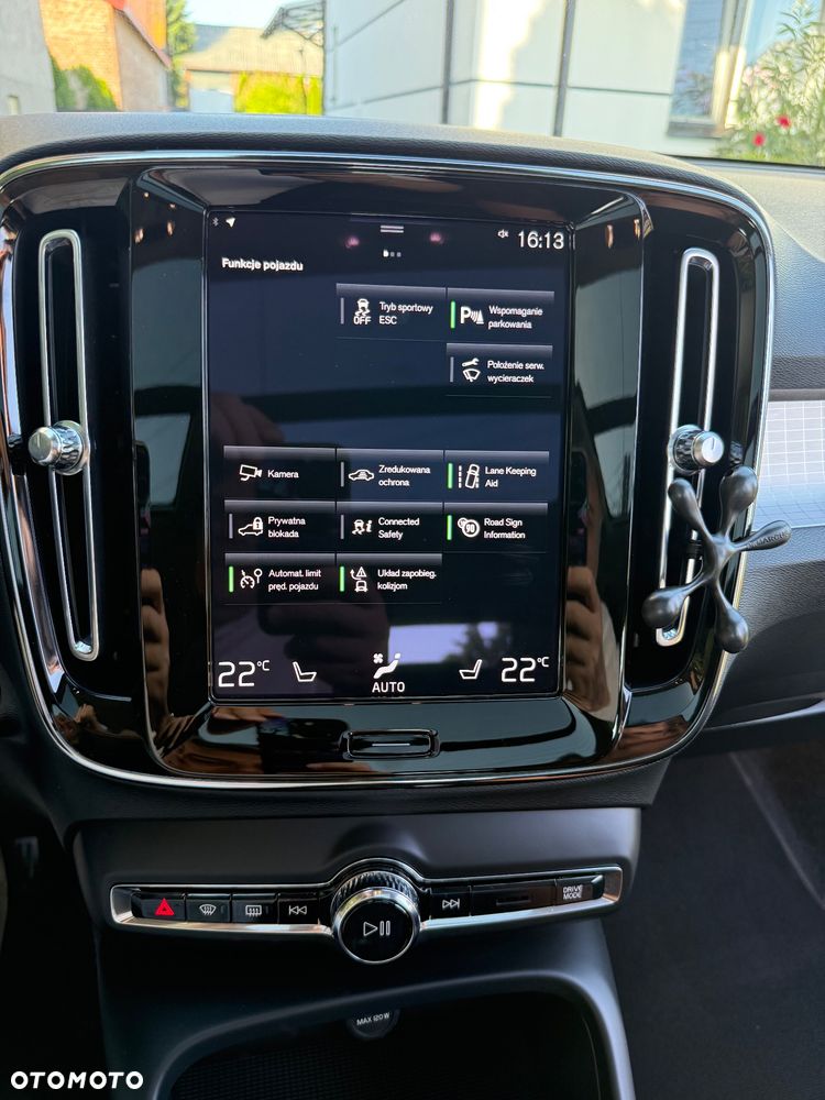 Volvo XC 40 - 23