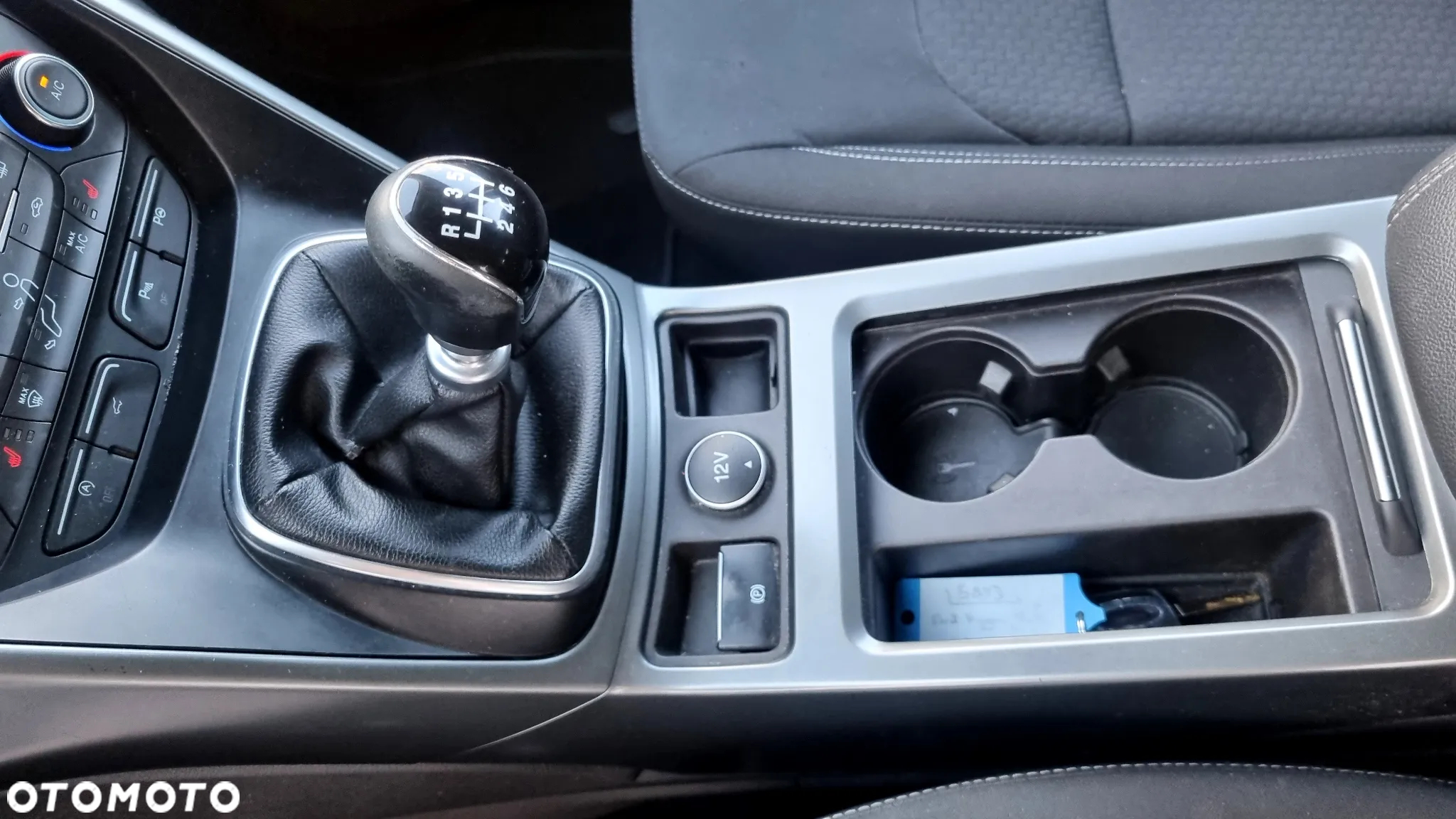 Ford Kuga 2.0 TDCi 4x4 Cool & Connect - 38
