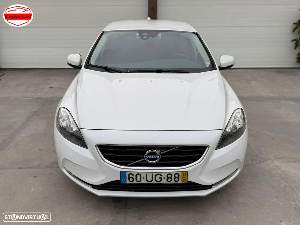 Volvo V40 D2 Momentum - 4