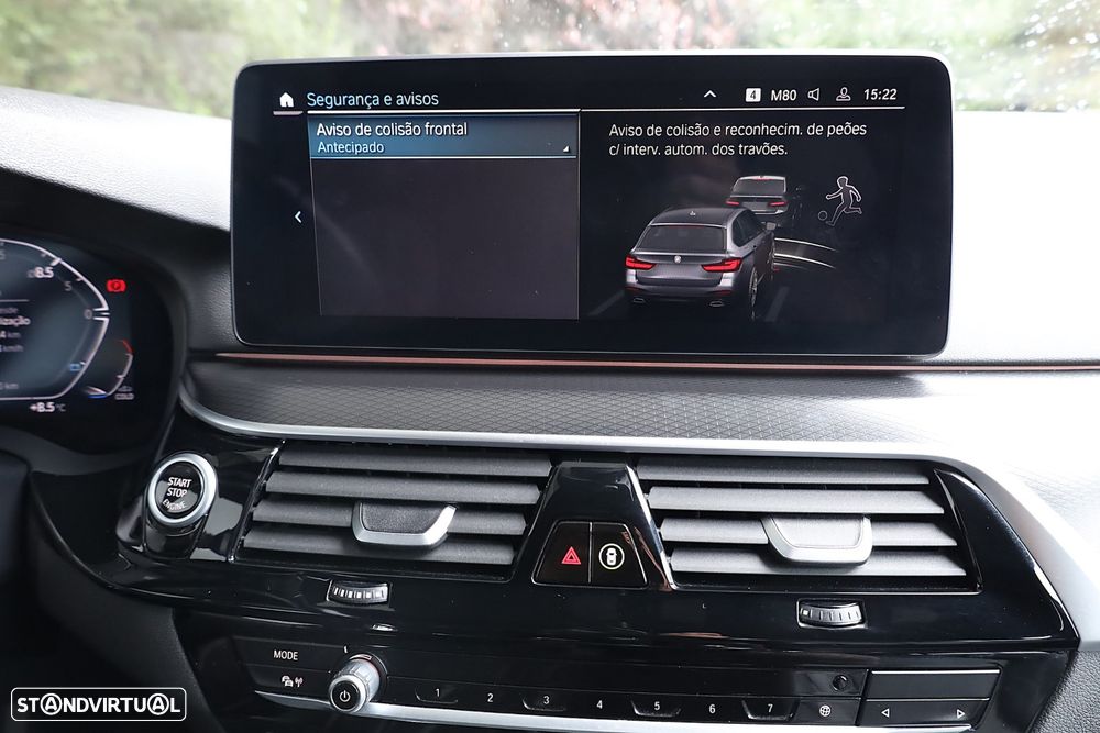 BMW 520 d Pack Desportivo M Auto - 31