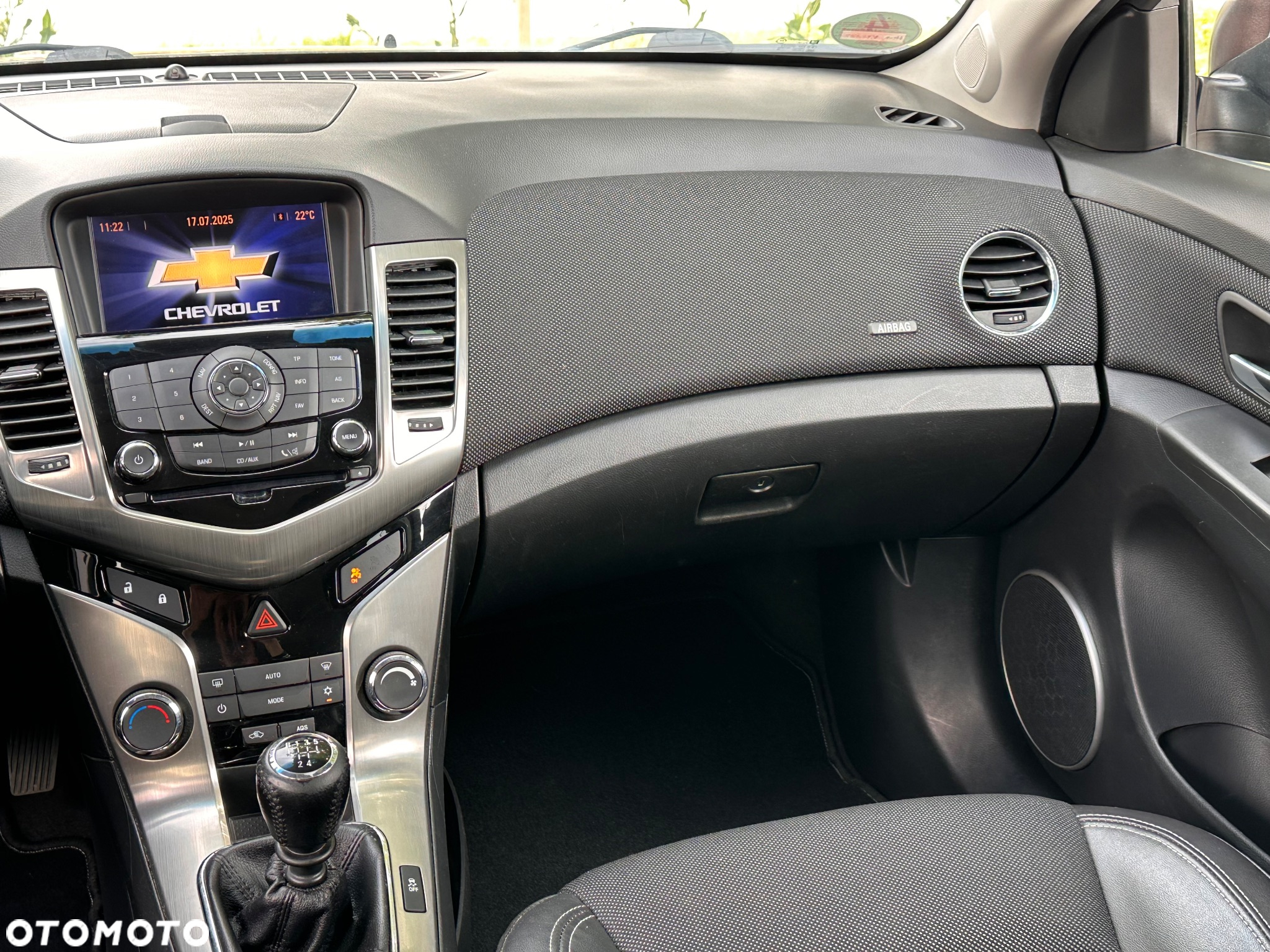 Chevrolet Cruze 1.8 LTZ+ - 24