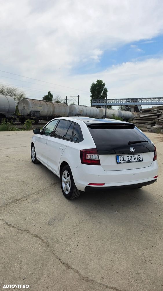 Skoda RAPID 1.6 TDI Drive - 13