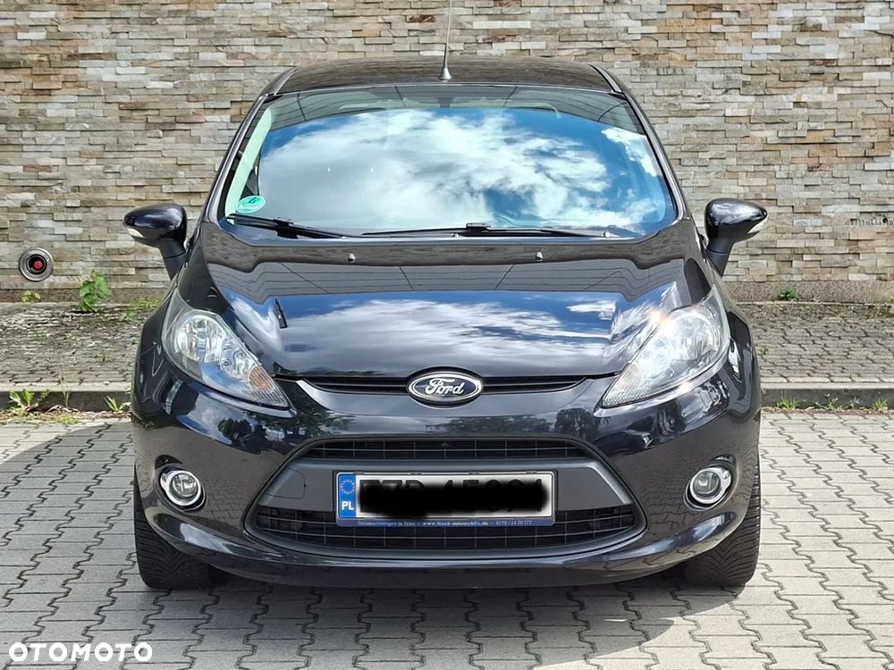 Ford Fiesta 1.25 Champions Edition - 32