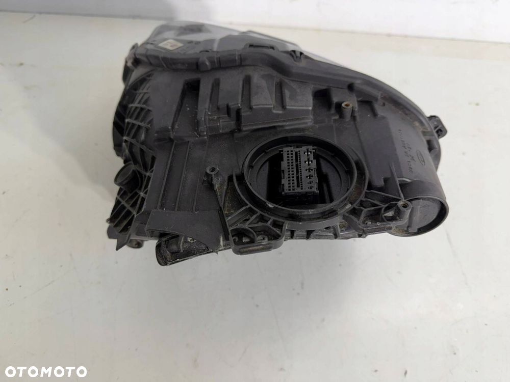 lampa prawy przód prawa przednia porsche taycan 9j1 eu - 9