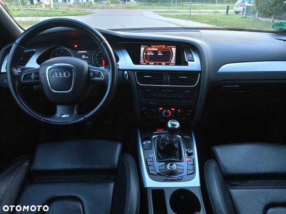 Audi A4 Avant - 10
