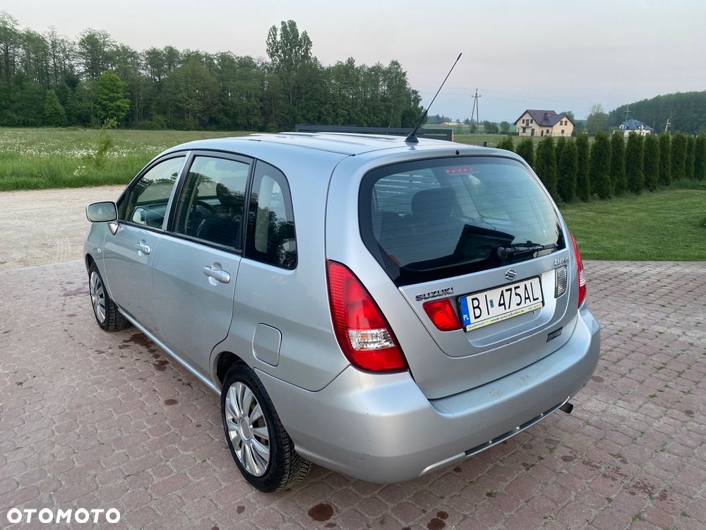 Suzuki Liana Kombi 1.6 4WD Comfort - 14
