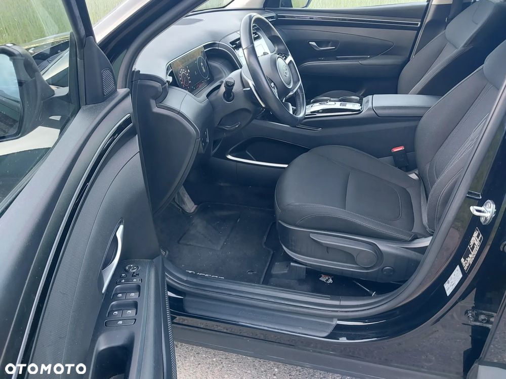 Hyundai Tucson 1.6 T-GDi HEV Smart 2WD - 13