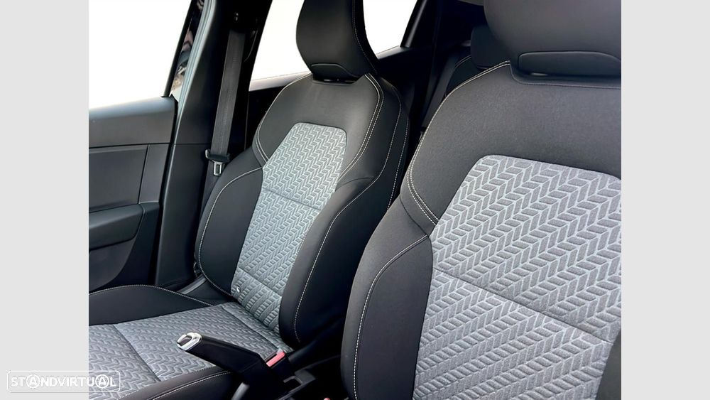 Renault Clio 1.0 TCe Evolution Bi-Fuel - 12