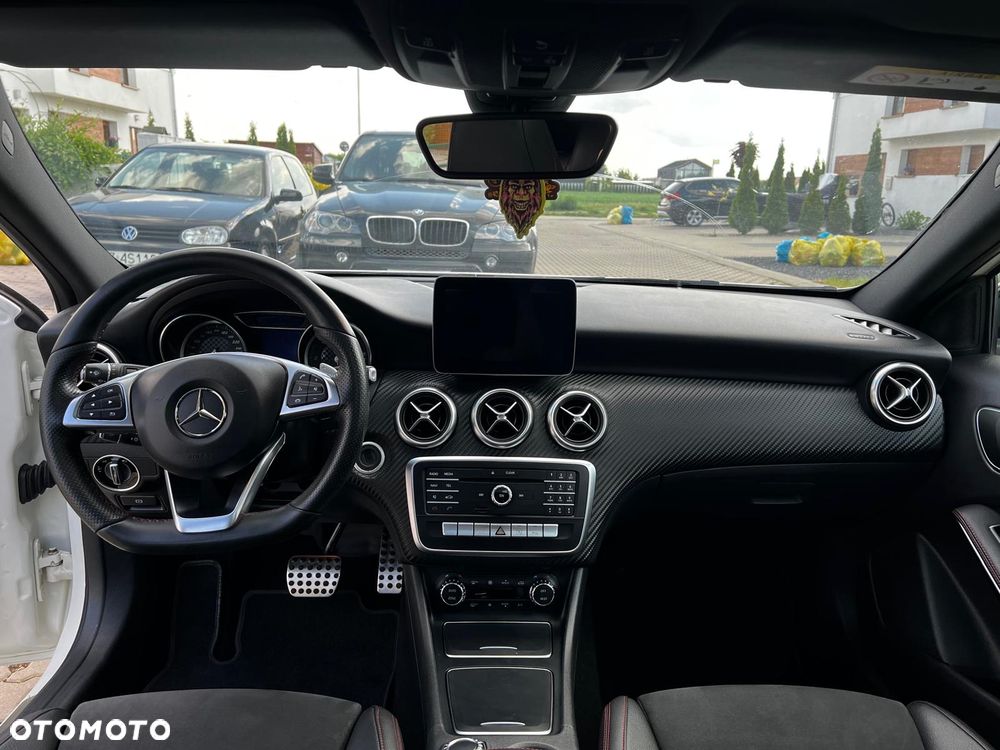 Mercedes-Benz Klasa A 200 d 4-Matic - 5