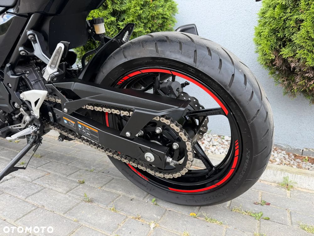 Kawasaki Ninja 400 - 27
