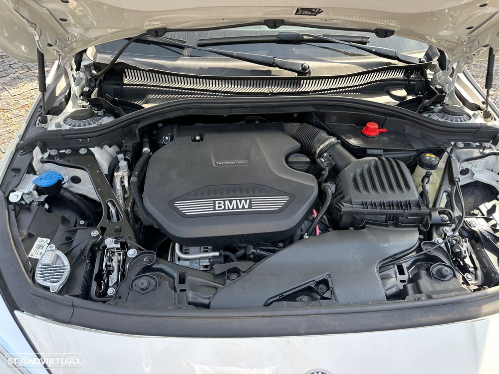 BMW 116 d Pack Desportivo M - 8