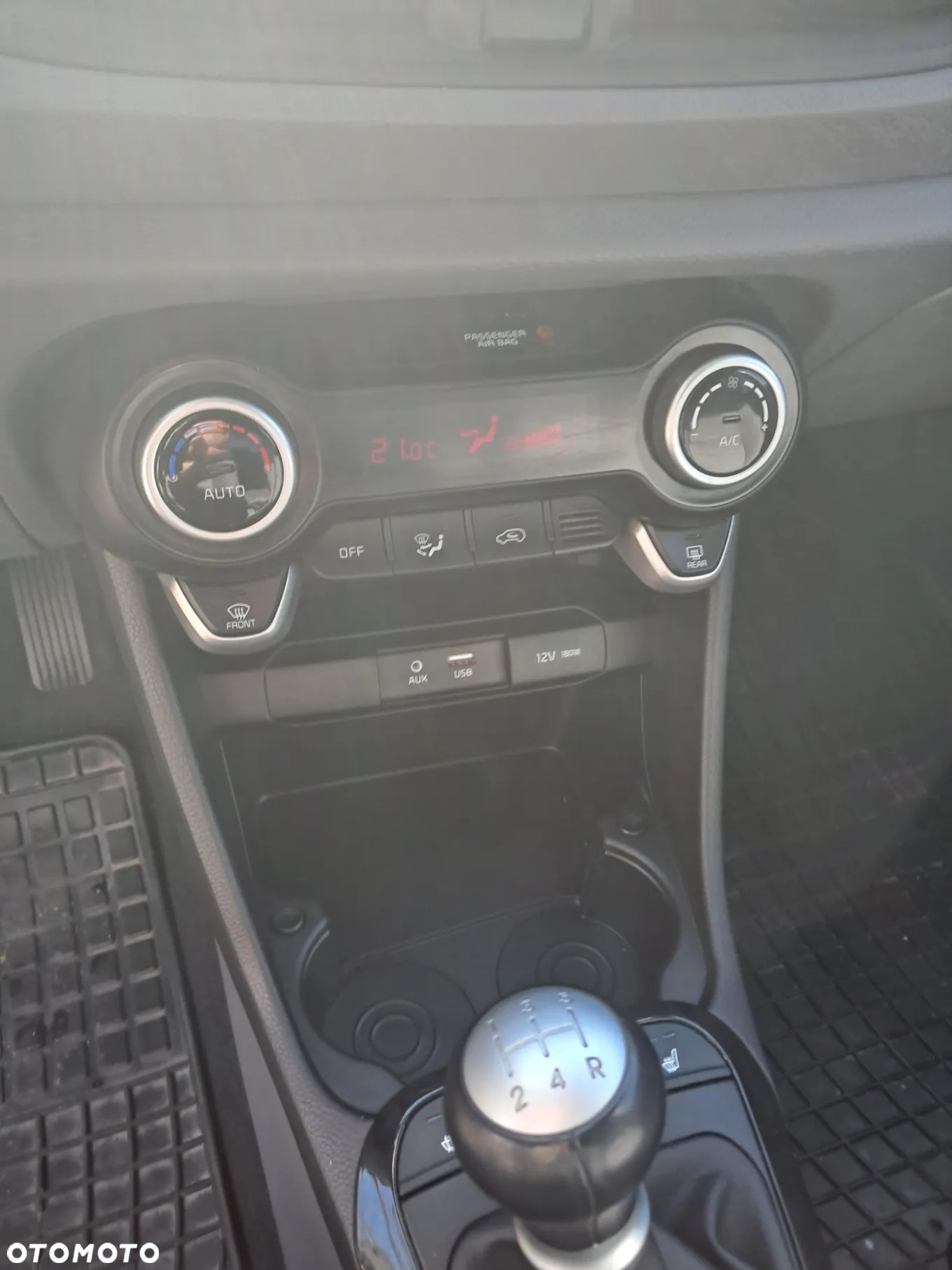 Kia Picanto 1.2 L - 8